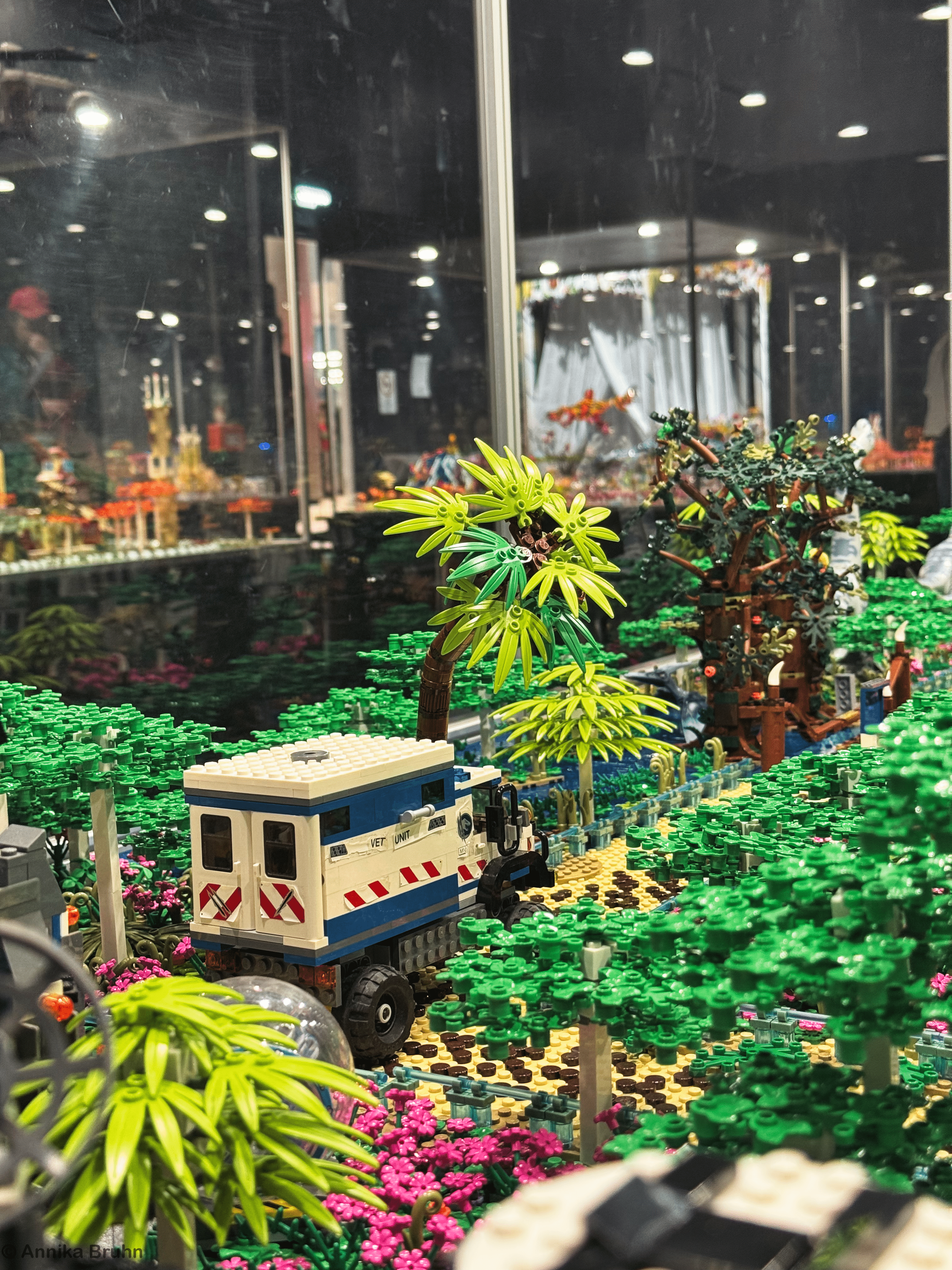 Lego Unimog im Jungeln